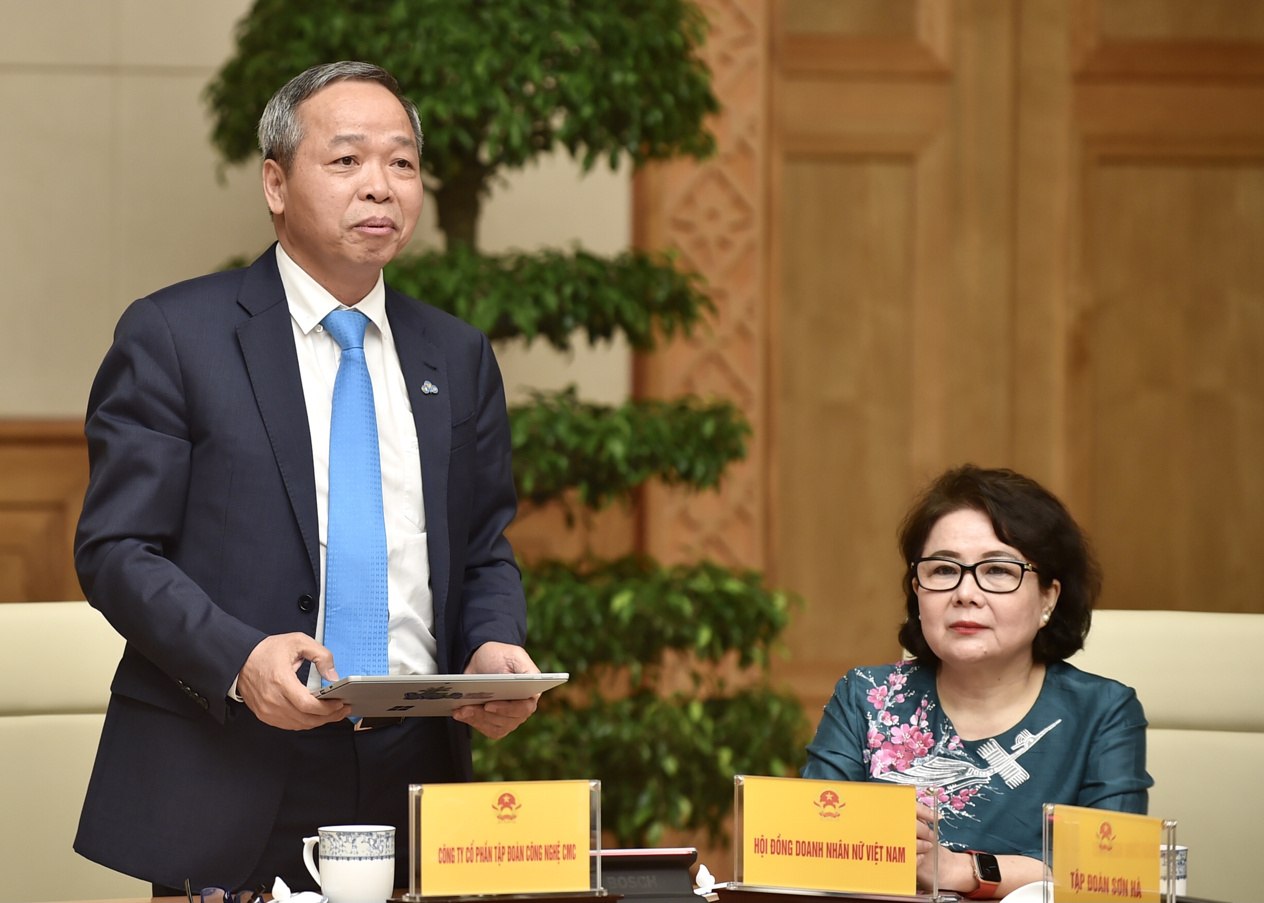 Thủ tướng Phạm Minh Chính gặp mặt doanh nhân nhân Ngày Doanh nhân Việt Nam Thủ tướng Phạm Minh Chính gặp mặt doanh nhân nhân Ngày Doanh nhân Việt Nam