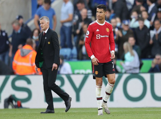 HLV Solskjaer đưa ra quyết định sai lầm khiến MU thua thảm? HLV Solskjaer đưa ra quyết định sai lầm khiến MU thua thảm?