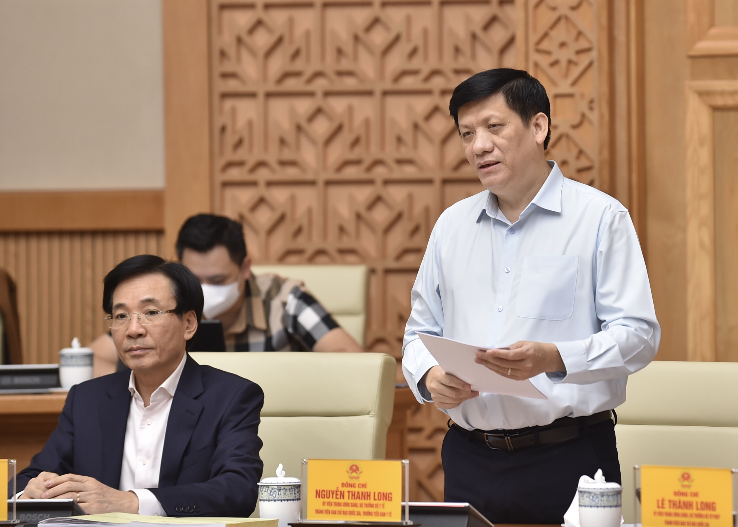 Thủ tướng chỉ đạo các giải pháp toàn diện, hiệu quả, kịp thời để chuyển sang trạng thái mới Thủ tướng chỉ đạo các giải pháp toàn diện, hiệu quả, kịp thời để chuyển sang trạng thái mới