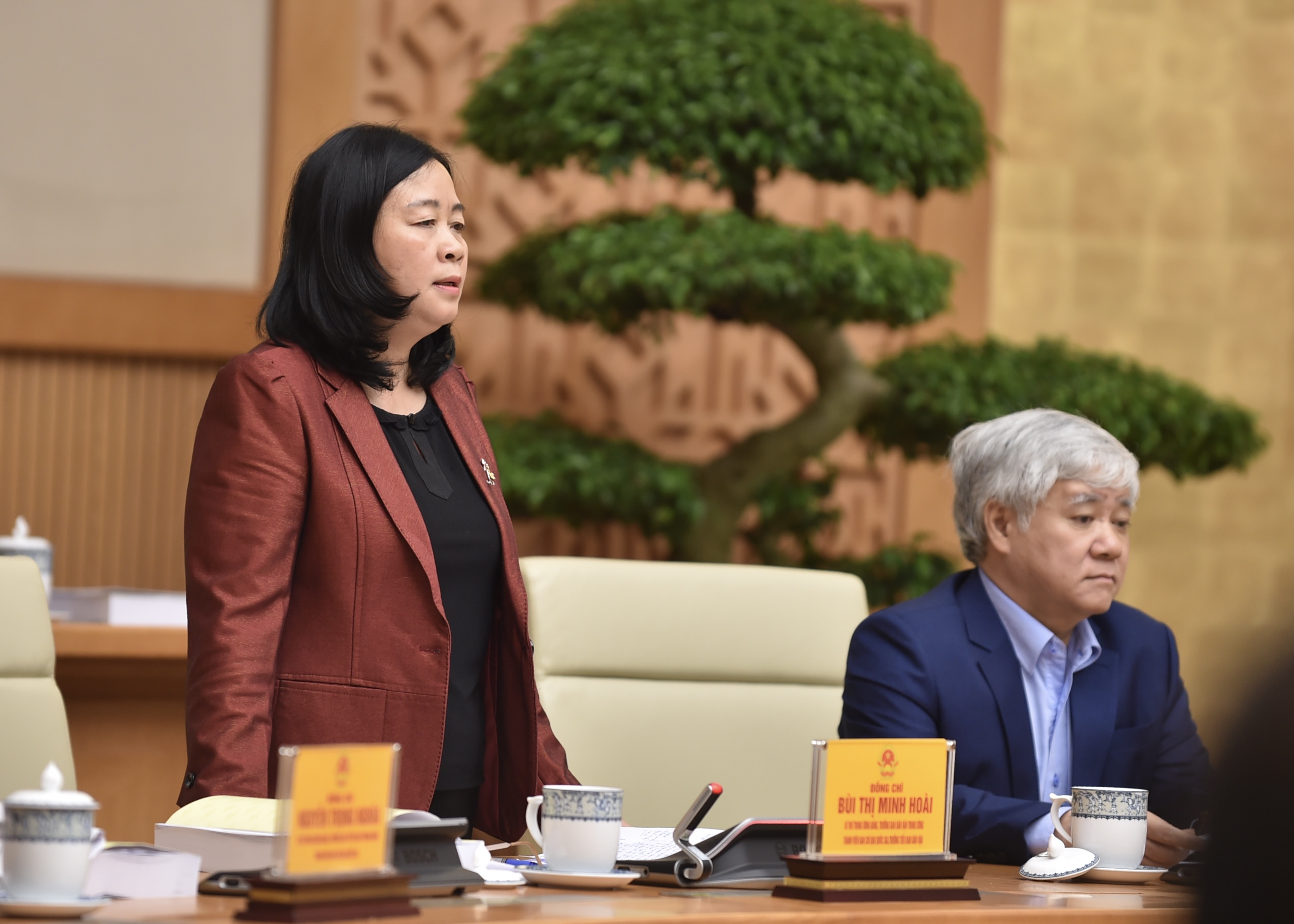 Thủ tướng chỉ đạo các giải pháp toàn diện, hiệu quả, kịp thời để chuyển sang trạng thái mới Thủ tướng chỉ đạo các giải pháp toàn diện, hiệu quả, kịp thời để chuyển sang trạng thái mới