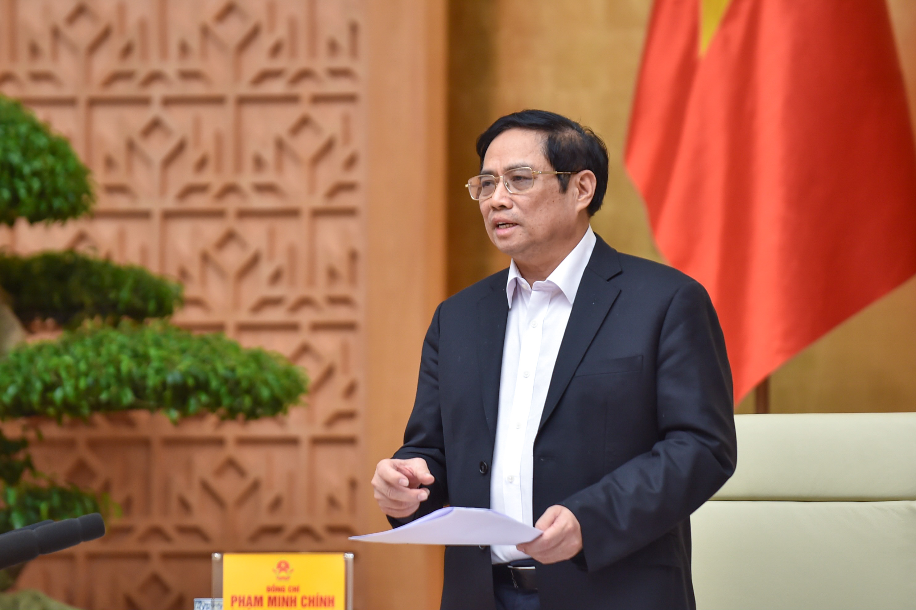 Thủ tướng chỉ đạo các giải pháp toàn diện, hiệu quả, kịp thời để chuyển sang trạng thái mới Thủ tướng chỉ đạo các giải pháp toàn diện, hiệu quả, kịp thời để chuyển sang trạng thái mới