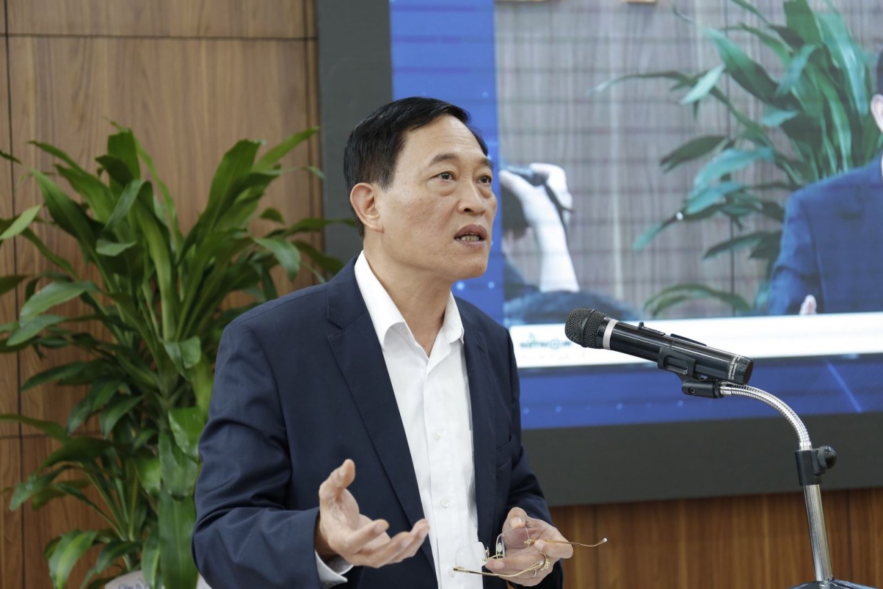 Tổng kết chương trình 'Nghiên cứu công nghệ và phát triển sản phẩm CNTT phục vụ CP điện tử' Tổng kết chương trình 'Nghiên cứu công nghệ và phát triển sản phẩm CNTT phục vụ CP điện tử'