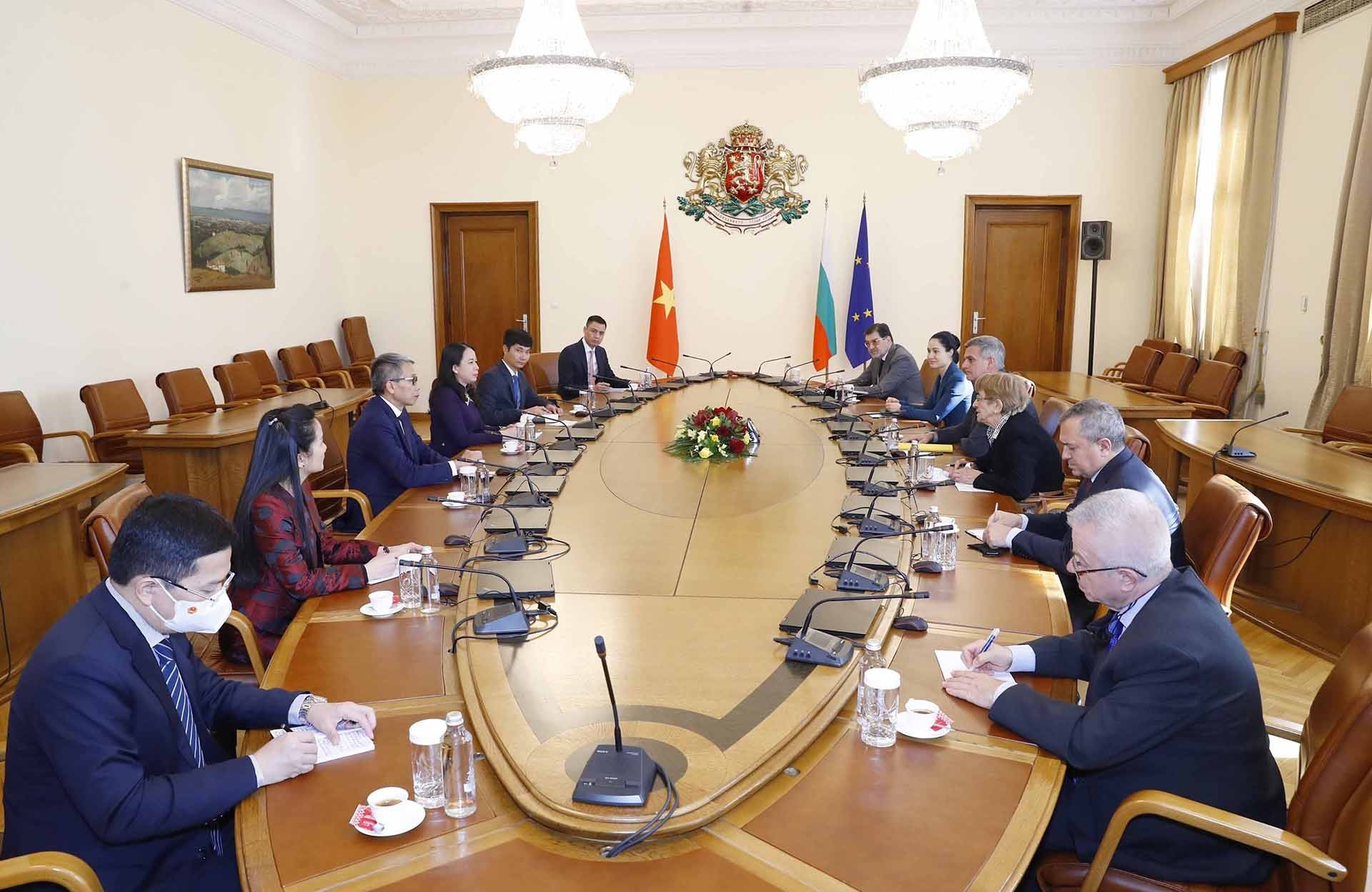 Phó Chủ tịch nước Võ Thị Ánh Xuân hội kiến Quyền Thủ tướng Bulgaria Stefan Yanev Phó Chủ tịch nước Võ Thị Ánh Xuân hội kiến Quyền Thủ tướng Bulgaria Stefan Yanev
