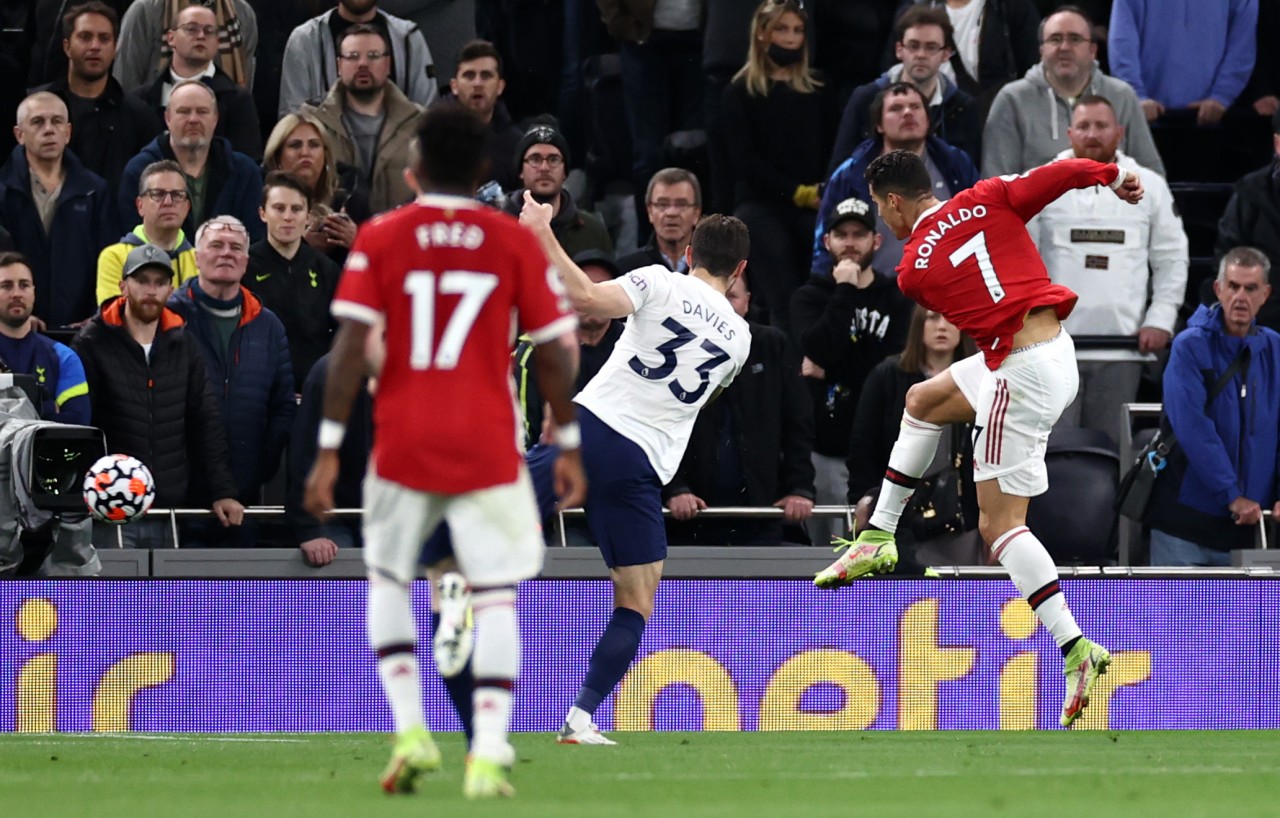 Kết quả, Bảng xếp hạng Ngoại hạng Anh 2021/22 (31/10): Ronaldo tỏa sáng, MU áp sát top 4 Kết quả, Bảng xếp hạng Ngoại hạng Anh 2021/22 (31/10): Ronaldo tỏa sáng, MU áp sát top 4