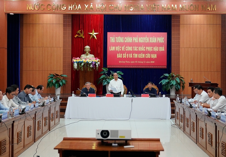 Thủ tướng bổ sung kinh phí cho các tỉnh miền Trung sửa nhà cho dân Thủ tướng bổ sung kinh phí cho các tỉnh miền Trung sửa nhà cho dân