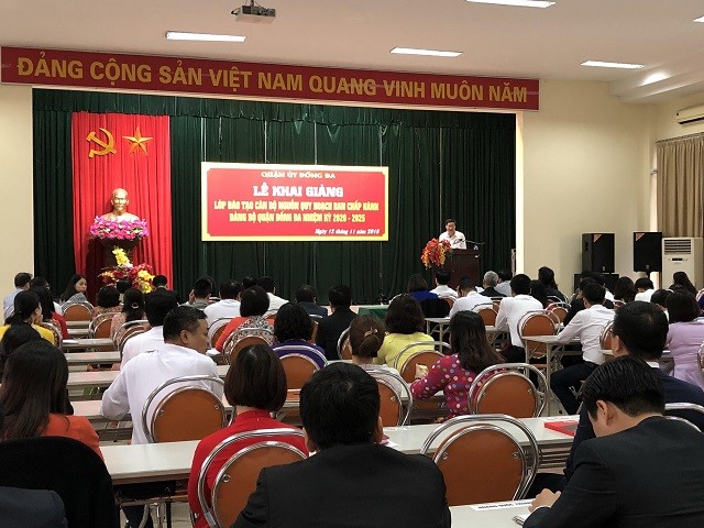 Toàn bộ công chức Hà Nội được đào tạo, bồi dưỡng trước khi bổ nhiệm Toàn bộ công chức Hà Nội được đào tạo, bồi dưỡng trước khi bổ nhiệm