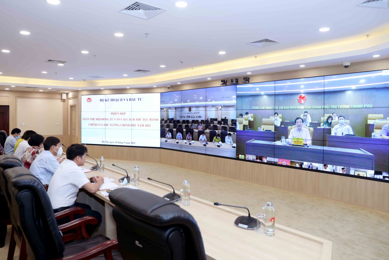Tiếp tục đẩy nhanh quá trình cải cách thủ tục hành chính Tiếp tục đẩy nhanh quá trình cải cách thủ tục hành chính