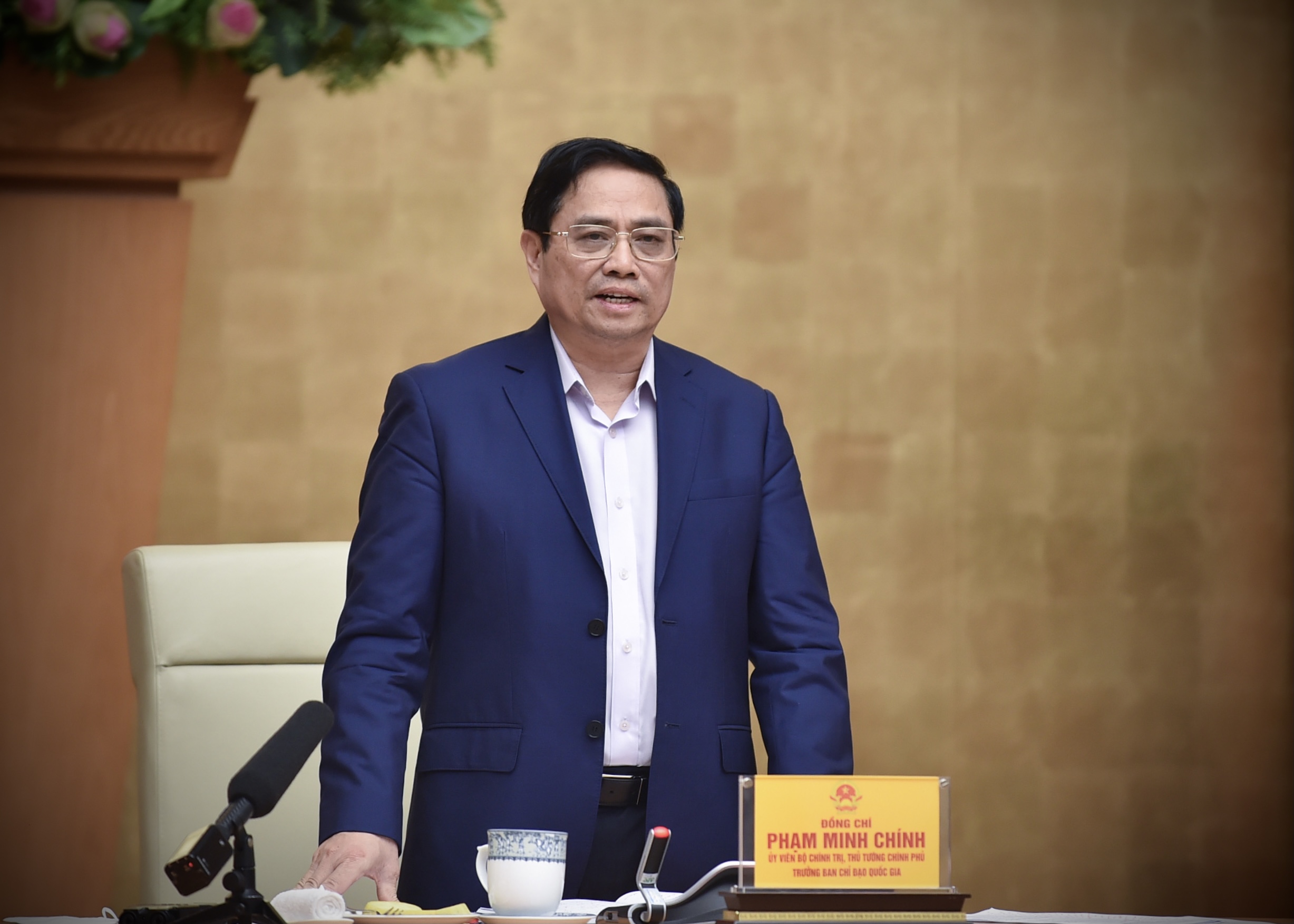 Bao phủ vaccine nhanh hơn nữa, chủ động các kế hoạch để phòng chống dịch hiệu quả, phục hồi và phát triển KTXH Bao phủ vaccine nhanh hơn nữa, chủ động các kế hoạch để phòng chống dịch hiệu quả, phục hồi và phát triển KTXH