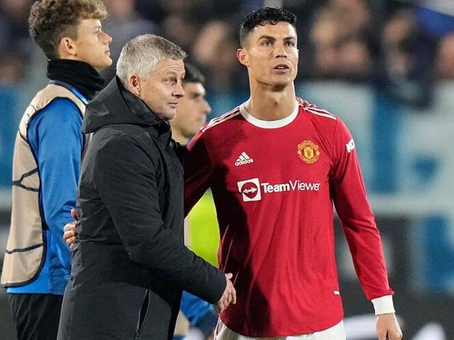 Ronaldo tiến cử thầy cũ của Messi dẫn dắt MU Ronaldo tiến cử thầy cũ của Messi dẫn dắt MU