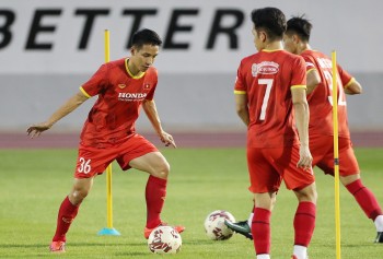 ĐT Việt Nam chốt danh sách dự AFF Cup 2020: Đỗ Hùng Dũng có mặt