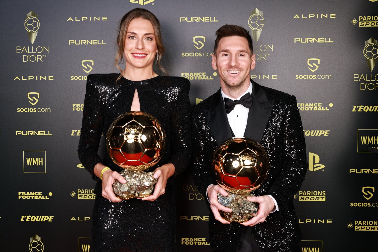 Vượt qua Ronaldo, Lionel Messi giành Quả bóng vàng 2021 Vượt qua Ronaldo, Lionel Messi giành Quả bóng vàng 2021