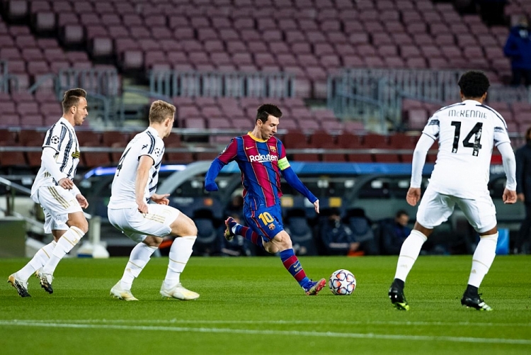 Ronaldo lu mờ Messi trong trận 'Siêu kinh điển' Champions League 2020/21 Ronaldo lu mờ Messi trong trận 'Siêu kinh điển' Champions League 2020/21