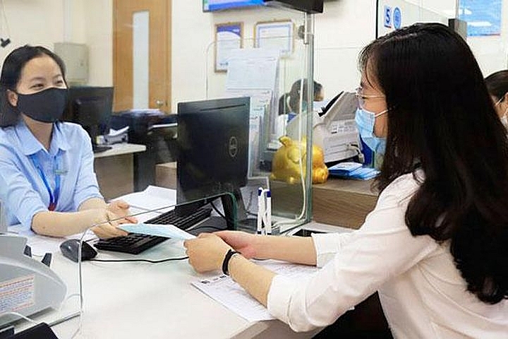 Các mức phí, lệ phí được Bộ Tài chính đề xuất gia hạn thời gian giảm đến hết tháng 6/2021 Các mức phí, lệ phí được Bộ Tài chính đề xuất gia hạn thời gian giảm đến hết tháng 6/2021