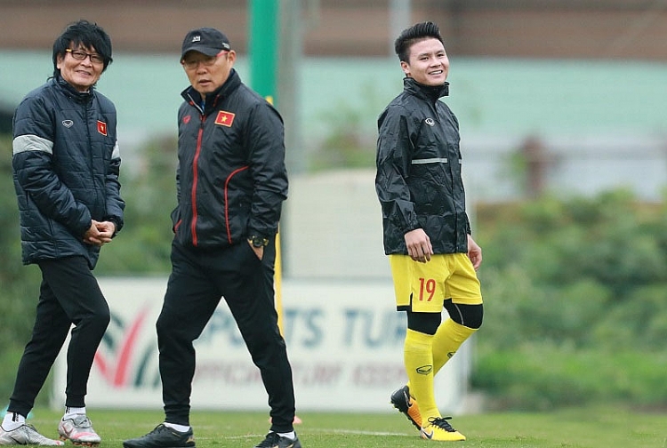 Bác sỹ Choi Ju-young tiết lộ về chấn thương của Quang Hải
