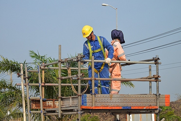 Nguy cơ tai nạn từ sự chủ quan về an toàn lao động Nguy cơ tai nạn từ sự chủ quan về an toàn lao động