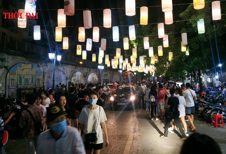 Hà Nội có thêm nhiều tuyến phố đi bộ ở khu phố cổ Hà Nội có thêm nhiều tuyến phố đi bộ ở khu phố cổ