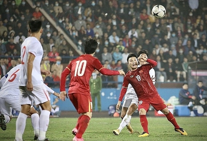 ĐT Việt Nam 2-2 U22 Việt Nam: Quang Hải lập siêu phẩm, Hữu Thắng khiến đàn anh 'ôm hận' ĐT Việt Nam 2-2 U22 Việt Nam: Quang Hải lập siêu phẩm, Hữu Thắng khiến đàn anh 'ôm hận'