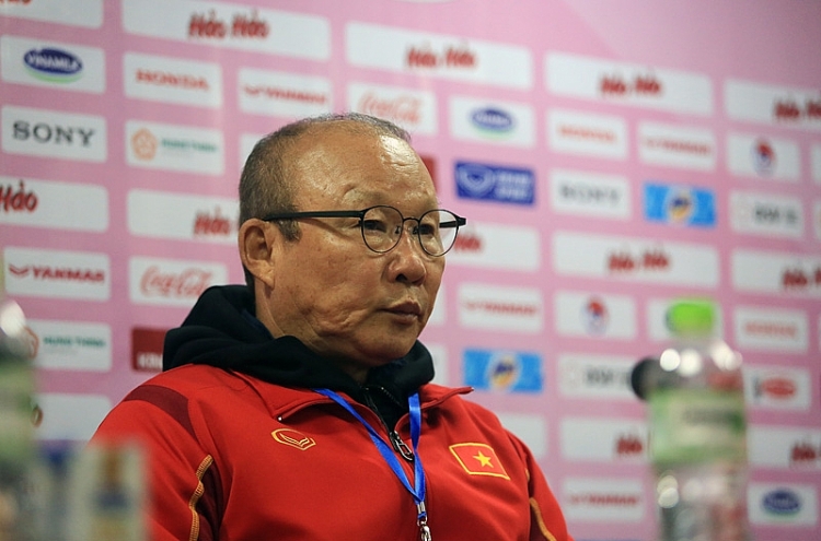 HLV Park Hang-seo chỉ ra lỗ hổng tại V-League sau trận hoà của ĐT Việt Nam HLV Park Hang-seo chỉ ra lỗ hổng tại V-League sau trận hoà của ĐT Việt Nam