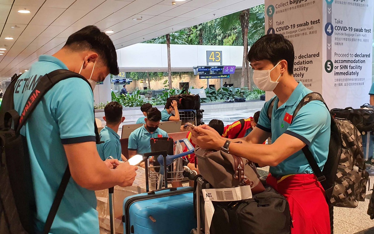Có mặt tại Singapore, ĐT Việt Nam sẵn sàng cho hành trình AFF Cup 2020 Có mặt tại Singapore, ĐT Việt Nam sẵn sàng cho hành trình AFF Cup 2020