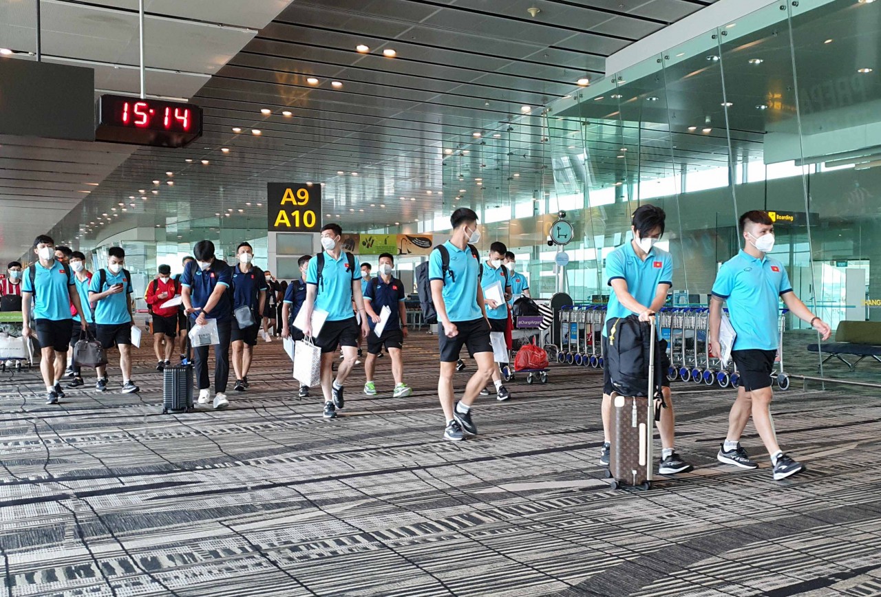 Có mặt tại Singapore, ĐT Việt Nam sẵn sàng cho hành trình AFF Cup 2020 Có mặt tại Singapore, ĐT Việt Nam sẵn sàng cho hành trình AFF Cup 2020