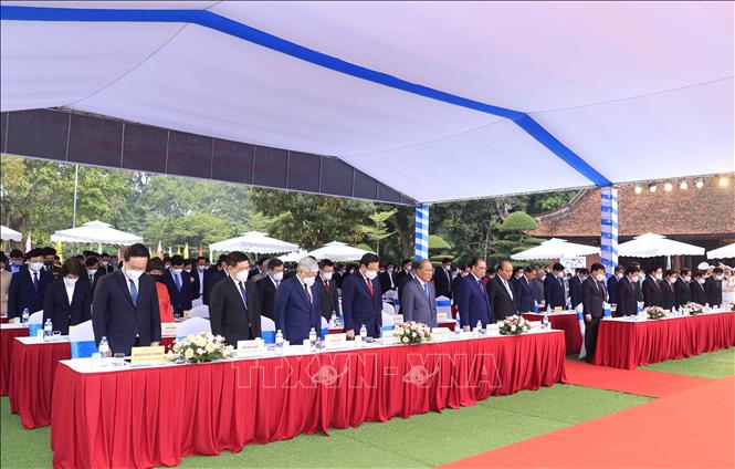 Chủ tịch nước dự Lễ kỷ niệm 60 năm ngày Bác Hồ về thăm quê hương lần thứ 2 Chú thích ảnh