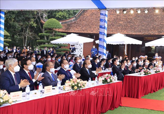 Chủ tịch nước dự Lễ kỷ niệm 60 năm ngày Bác Hồ về thăm quê hương lần thứ 2 Chú thích ảnh