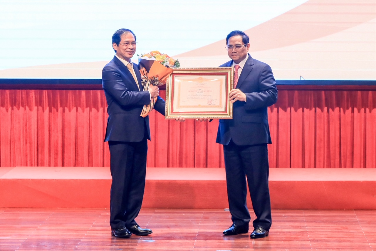 Thủ tướng Phạm Minh Chính: ‘Lợi ích quốc gia, dân tộc là tối thượng’ Thủ tướng Phạm Minh Chính: ‘Lợi ích quốc gia, dân tộc là tối thượng’