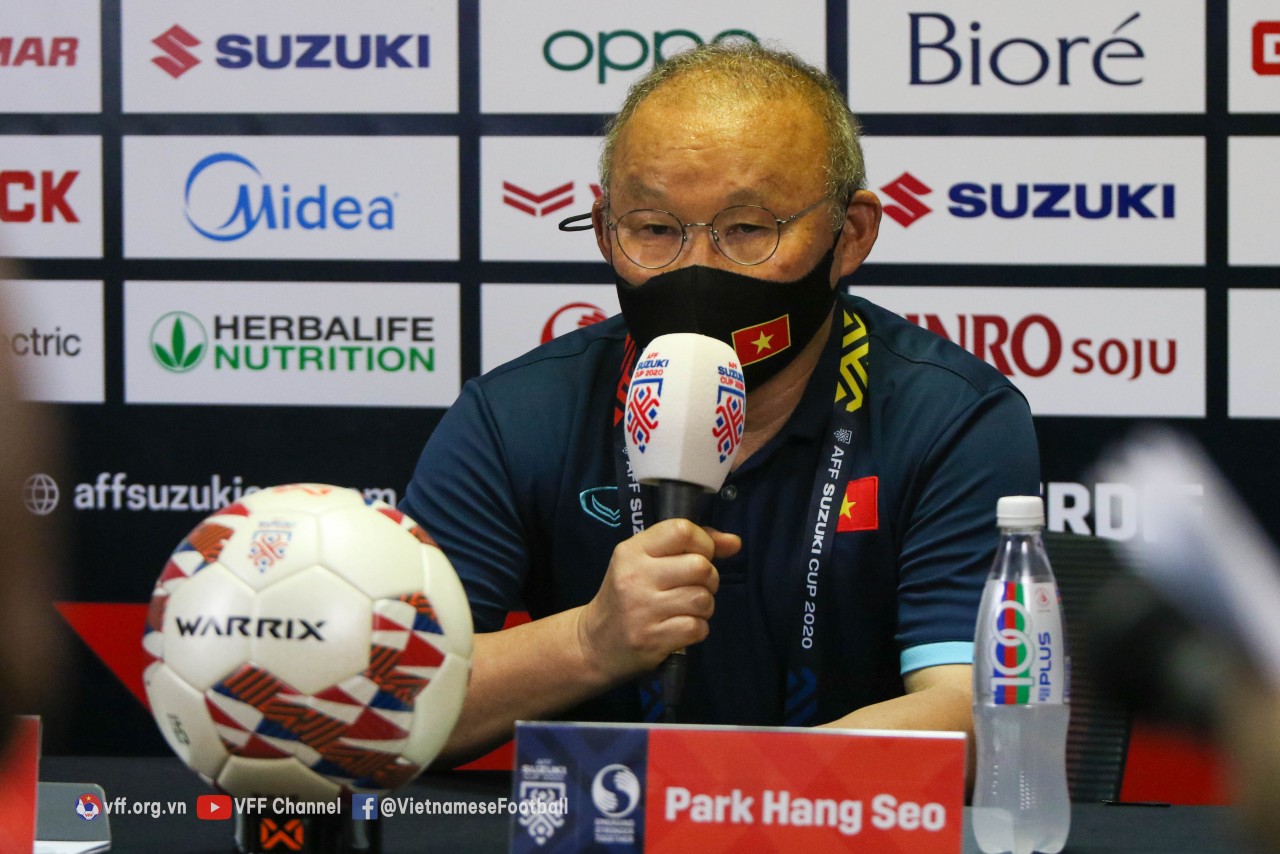 Bị Indonesia cầm hòa, ĐT Việt Nam chưa có vé vào bán kết AFF Cup 2020 Bị Indonesia cầm hòa, ĐT Việt Nam chưa có vé vào bán kết AFF Cup 2020