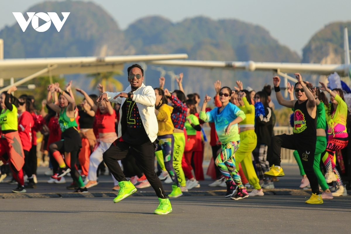 Winter carnival excites crowds in Quang Ninh province Winter carnival excites crowds in Quang Ninh province