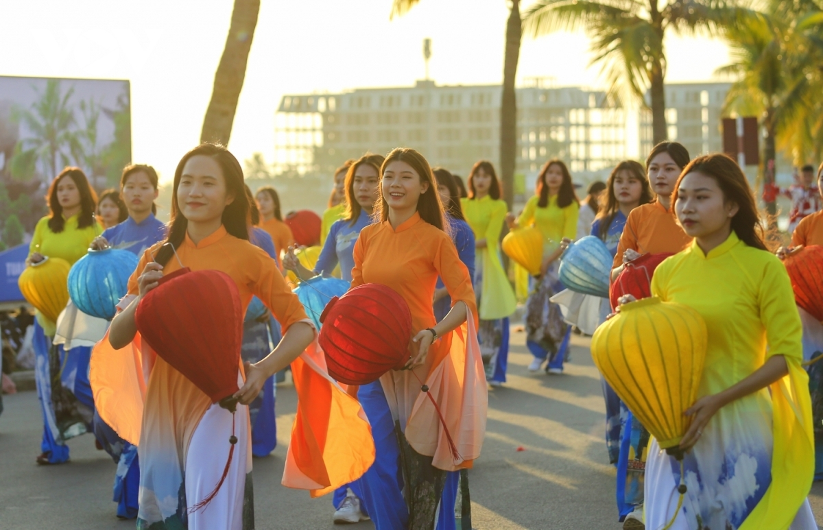 Winter carnival excites crowds in Quang Ninh province Winter carnival excites crowds in Quang Ninh province