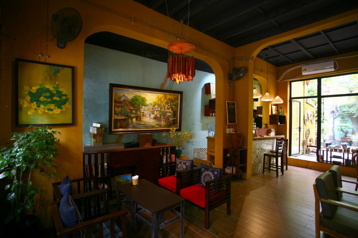 Cafe inside 90-year-old house allures visitors with nostalgic ambiance Cafe inside 90-year-old house allures visitors with nostalgic ambiance