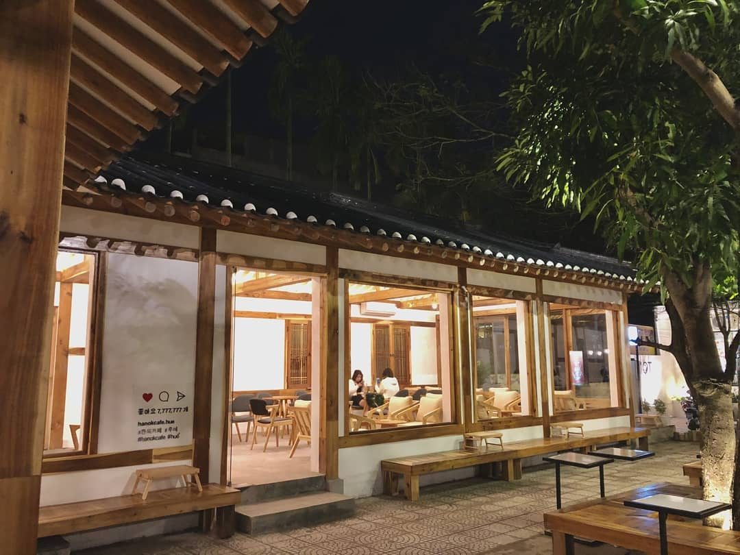 Three cafes attracting youngsters in Hue Three cafes attracting youngsters in Hue