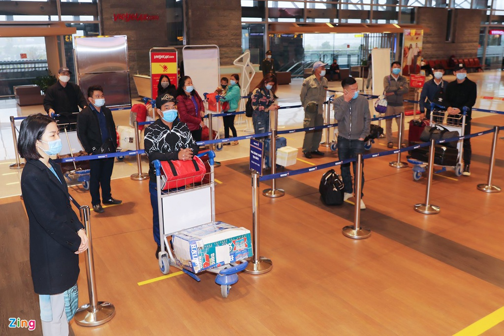 people return to hochiminh city after over a month stuck in quang ninh due covid 19