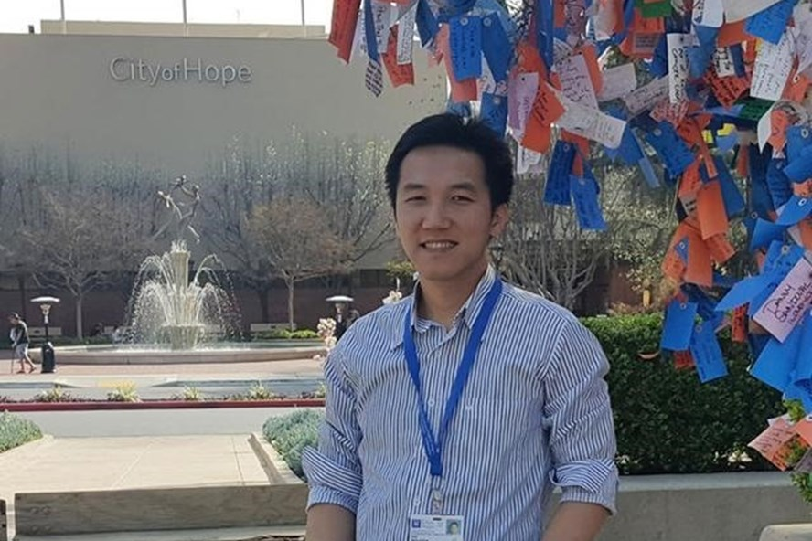 Vietnamese doctor in the U.S shares experiences of receiving Pfizer-BioNTech vaccine 2614-4