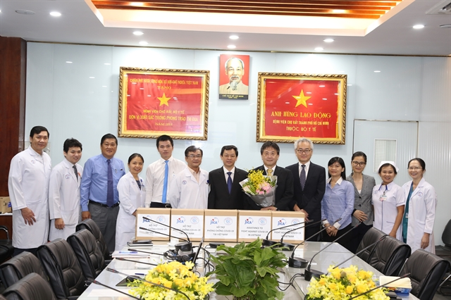 Japan presents medical equipment to Hue Central Hospital Japan presents medical equipment to Hue Central Hospital