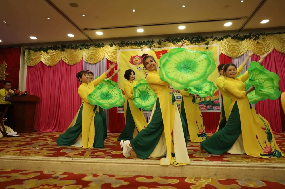 Nghe An fellow-countrymen Association in Macau (China) meets on 6th anniversary of its founding Overseas Vietnamese Association in Macau (China) holds ceremony for 6th anniversary