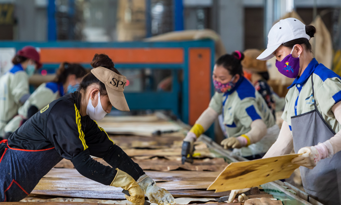 Vietnam overtakes China to become largest furniture exporter to US Vietnam overtakes China to become largest furniture exporter to US
