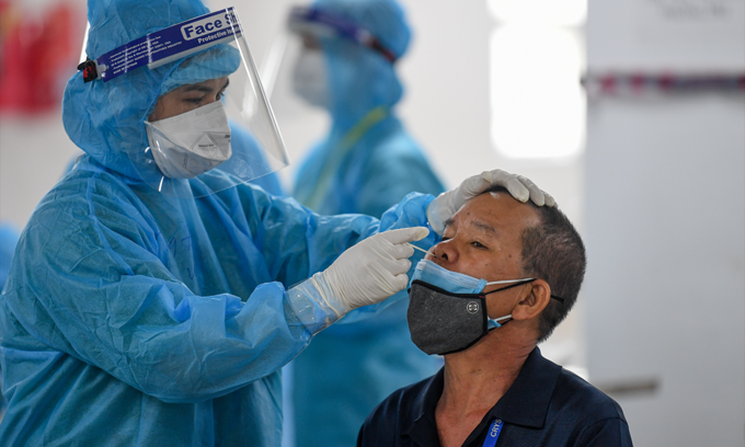 Vietnam, Swiss pharmaceutical group discuss cooperation on Covid-19 prevention and control Vietnam, Swiss pharmaceutical group discuss cooperation on Covid-19 prevention and control