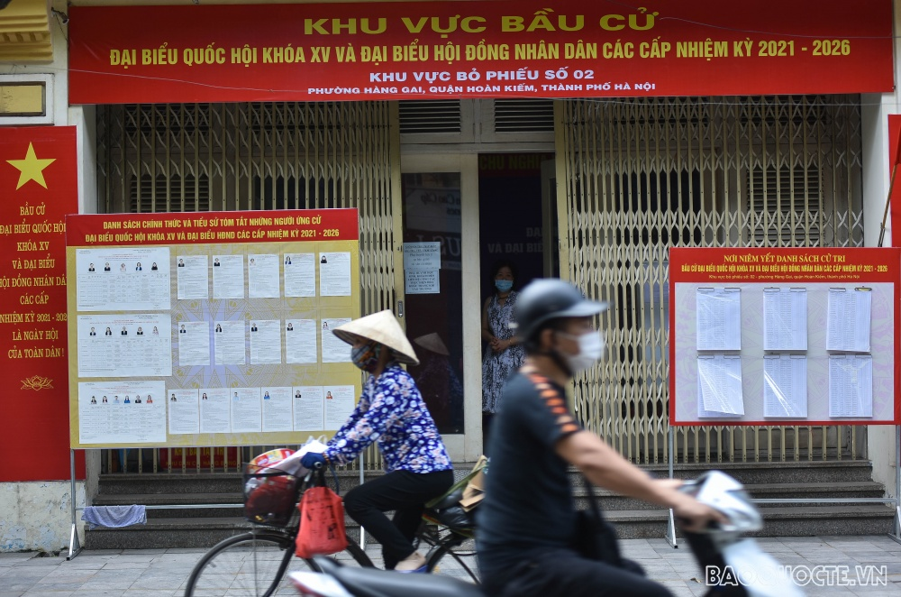 Hanoi streets radiantly decorated ahead of Elections In Photos and video: Hanoi streets radiantly decorated ahead of Elections