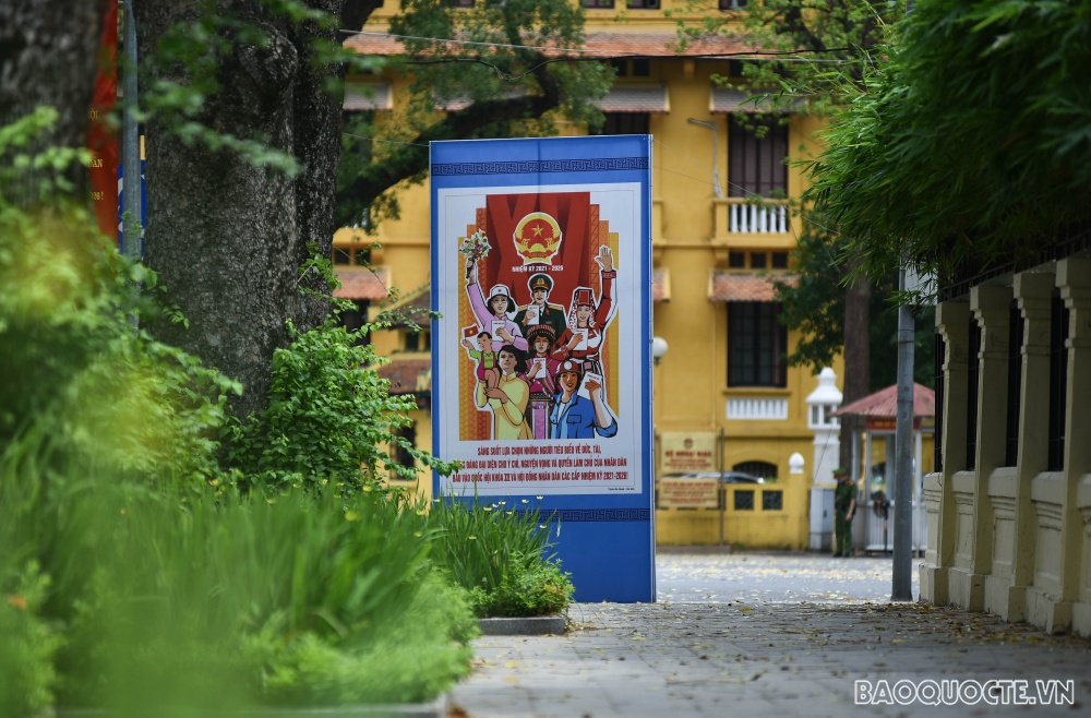 Hanoi streets radiantly decorated ahead of Elections In Photos and video: Hanoi streets radiantly decorated ahead of Elections