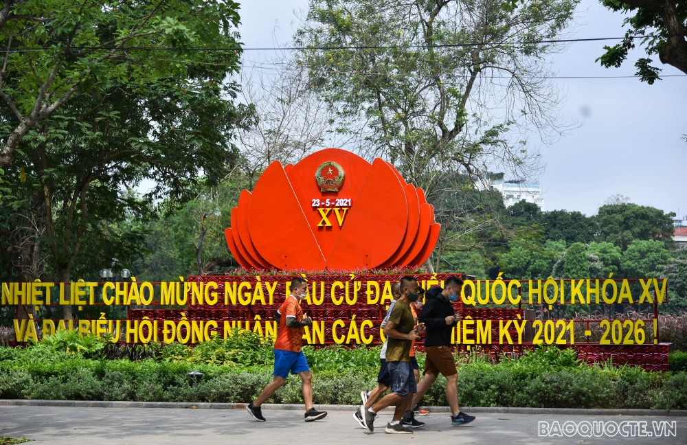 Hanoi streets radiantly decorated ahead of Elections In Photos and video: Hanoi streets radiantly decorated ahead of Elections