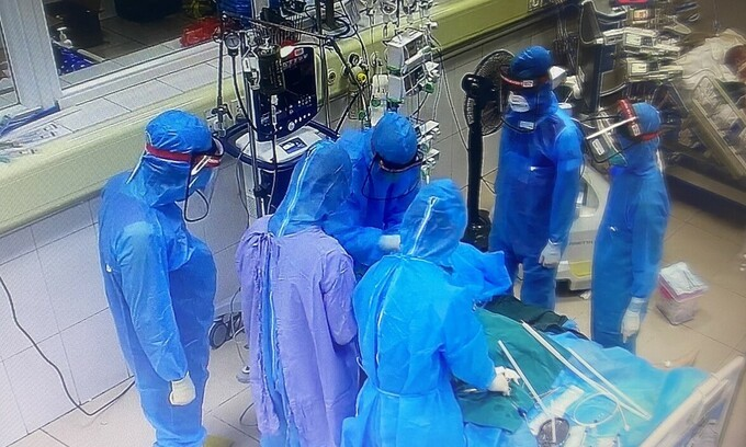 Apartment building in Hanoi locked down after Covid-19 case detected Apartment building in Hanoi locked down after Covid-19 case detected