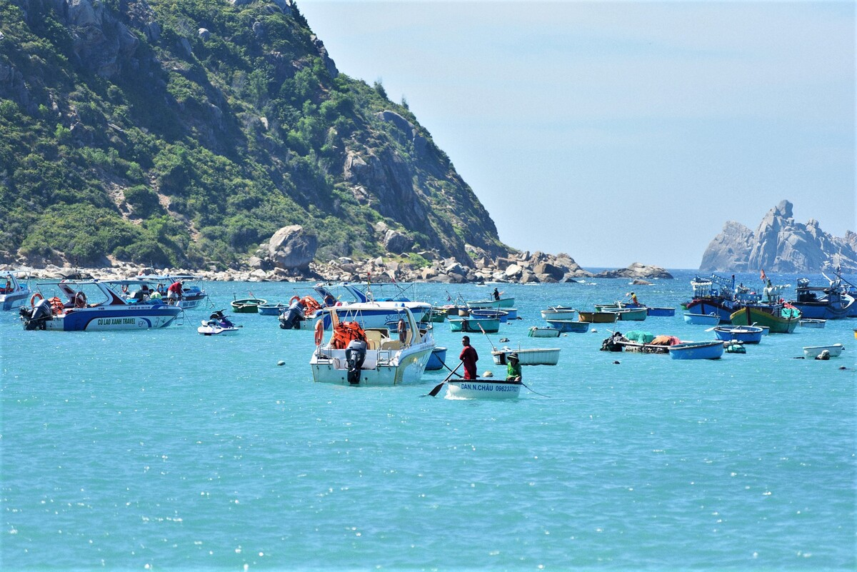 Cu Lao Xanh, summer paradise for beach-lovers Cu Lao Xanh, summer paradise for beach-lovers