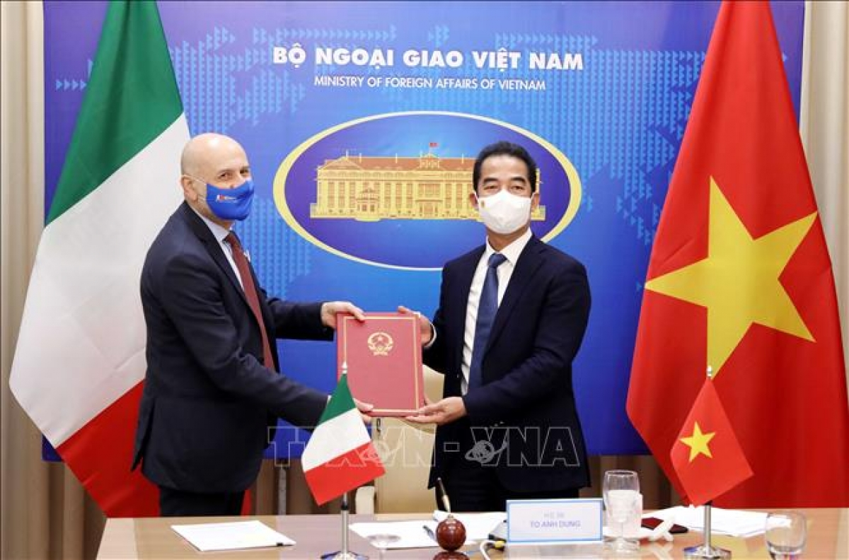 Vietnam, Italy to strengthen high-level visit exchanges Vietnam, Italy to strengthen high-level visit exchanges