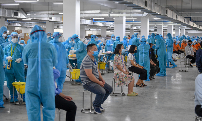 Coronavirus-hit Bac Giang, Bac Ninh Provinces to receive 300.000 vaccine doses Coronavirus-hit Bac Giang, Bac Ninh Provinces to receive 300.000 vaccine doses