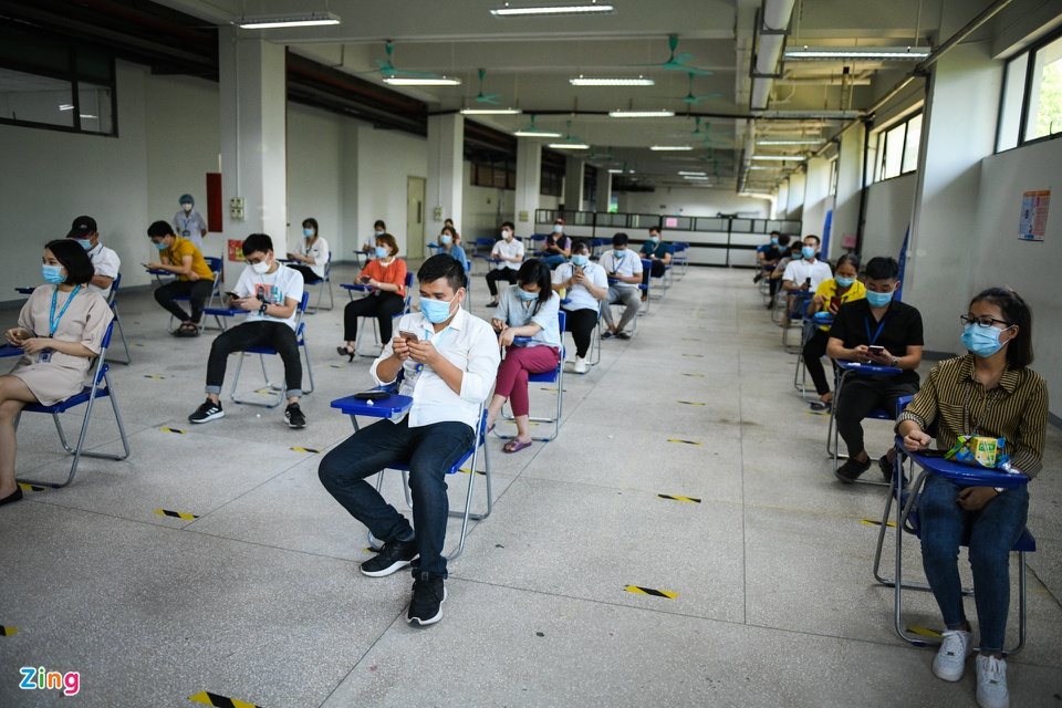 In Photos: Workers in Bac Ninh, Bac Giang provinces receive Covid-19 vaccine In Photos: Workers in Bac Ninh, Bac Giang provinces receive Covid-19 vaccine