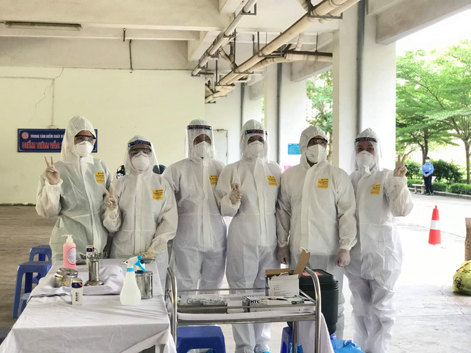 In Photos: Workers in Bac Ninh, Bac Giang provinces receive Covid-19 vaccine In Photos: Workers in Bac Ninh, Bac Giang provinces receive Covid-19 vaccine