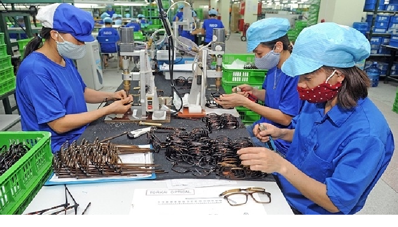 WB: Vietnam's economy bounces back in May wb vietnams economy bounces back in may