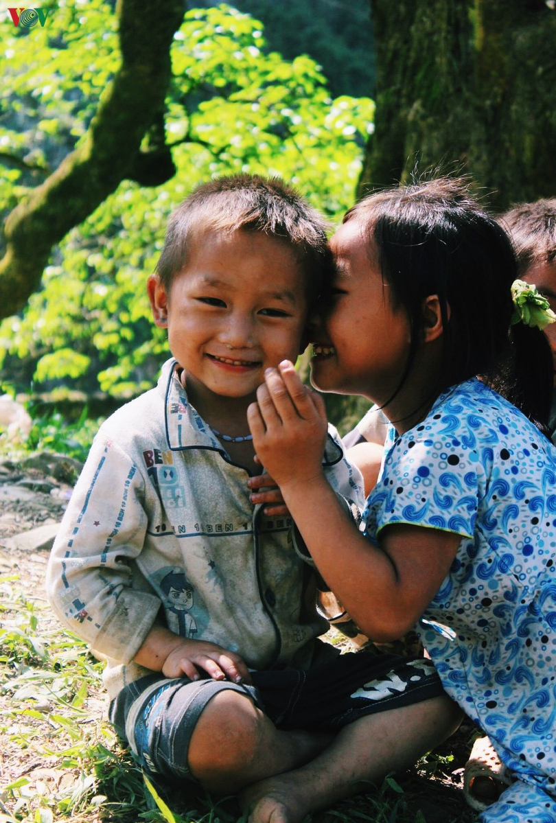 Hospitality of ethnic people on Ha Giang rocky plateau the hospitality of ethnic people on ha giang rocky plateau