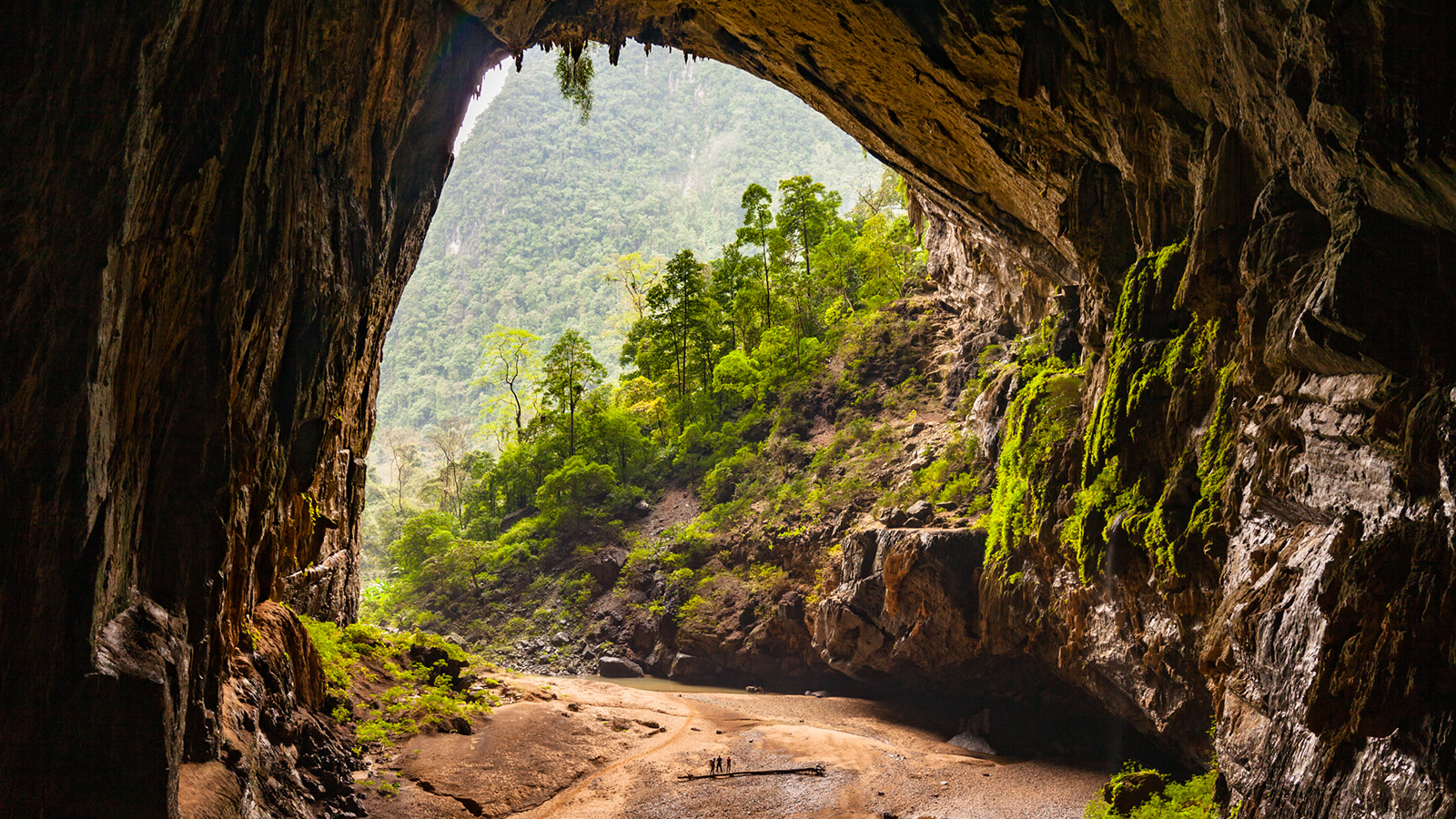 Son Doong continues to be honored the world’s most majestic cave by Insider son doong continues to be honored the worlds most majestic cave by insider